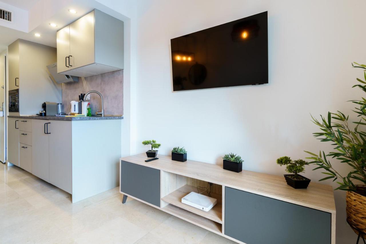 2Nd Line From The Beach , Seaviews + Parking &Pool Benalmádena Exterior photo