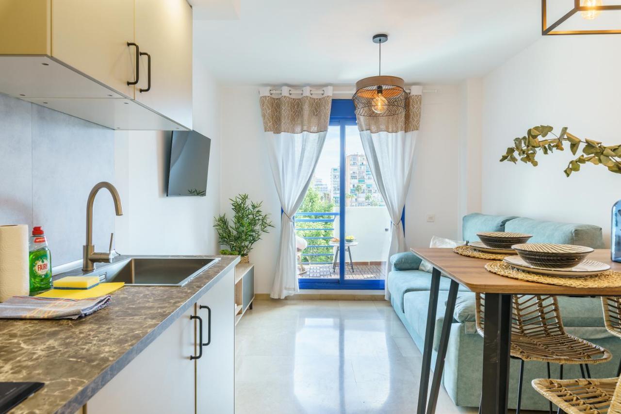 2Nd Line From The Beach , Seaviews + Parking &Pool Benalmádena Exterior photo
